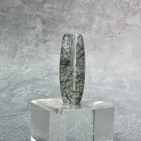 【ガネッシュヒマール産】アクチノライトイン天然ヒマラヤ水晶 樽型ビーズ⑨/Ganesh Himal Actinolite in Himalayan Quartz barrel beads