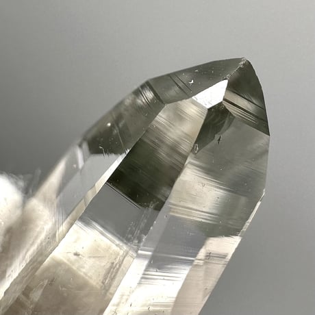 【ガネッシュヒマール産】クローライトイン天然ヒマラヤ水晶ミニポイント/Ganesh Himal Chlorite in Himalayan Quartz Mini Point