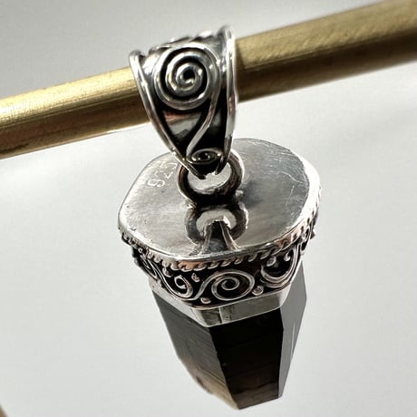 【ガウリシャンカール産】天然ヒマラヤスモーキークォーツ シルバー925ペンダントトップ/GauriShankar Himalayan Smoky Quartz S/V925Pendant Top