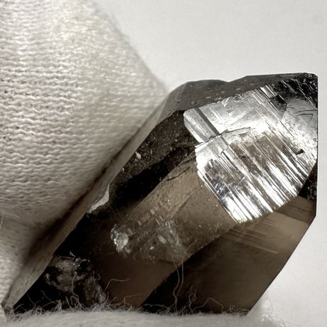 ガウリシャンカール産天然ヒマラヤスモーキークォーツポイント/GauriShankar Himalayan Smoky Quartz
