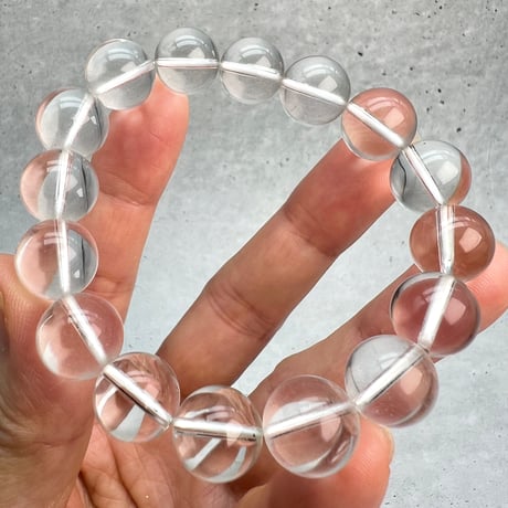 【カイラス産】"手磨き"天然ヒマラヤ水晶ブレスレット12mm内径16cm/Kailash Himalayan Quartz Bracelet