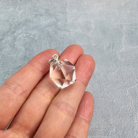 【ガネッシュヒマール産】天然ヒマラヤ水晶"手磨き加工"イコサヘドロン"ペンダントトップ/Ganesh Himal Himalayan Quartz "Icosahedron"Pendant Top
