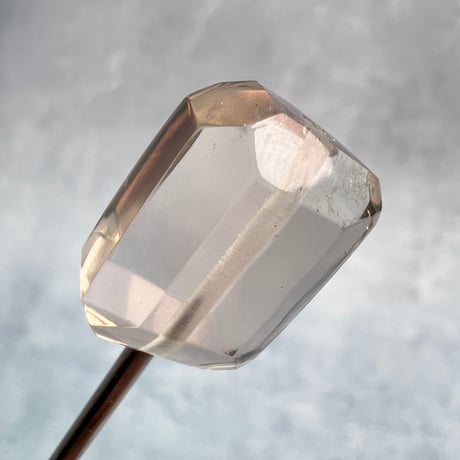 【ガウリシャンカール産】天然ヒマラヤスモーキークォーツ"手磨き加工"スクエアビーズ③/Gaurishankar Himalayan Smoky Quartz Square Beads