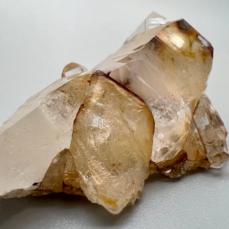 【ガネッシュヒマール産】リモナイトインヒマラヤ水晶 クラスター/Ganesh Himal Limonite in Himalayan Quartz Cluster