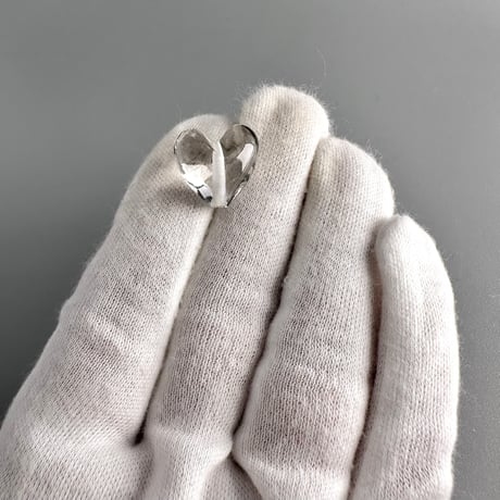 【ガネッシュヒマール産】天然ヒマラヤ水晶"手磨き加工"ハートビーズ/Ganesh Himal Himalayan Quartz Heart Beads