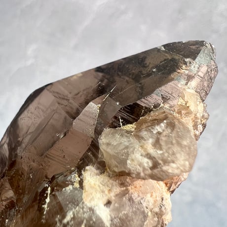 【ガウリシャンカール産】天然ヒマラヤスモーキークォーツ/GauriShankar Himalayan Smoky Quartz