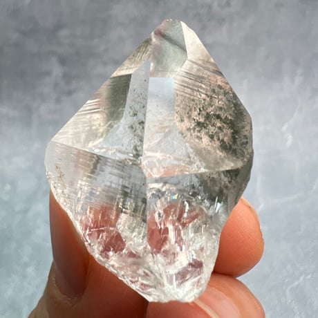 ハイクオリティ【ガネッシュヒマール産】クローライト イン天然ヒマラヤ水晶/Ganesh Himal Chlorite in Himalayan Quartz