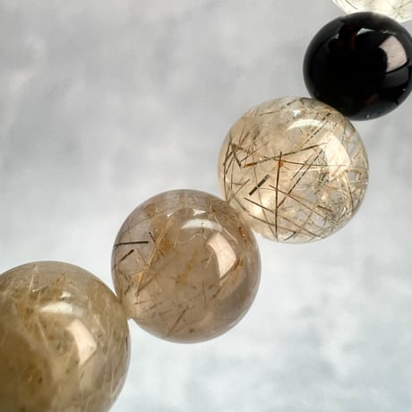 【デザインブレスレット】ガネッシュヒマール産天然ヒマラヤ水晶×チベット産モリオン/Ganesh Himal×Tibetan Morion Design Bracelet