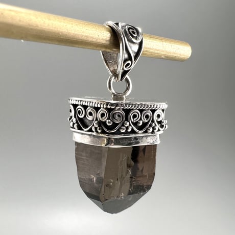 【ガウリシャンカール産】天然ヒマラヤスモーキークォーツ シルバー925ペンダントトップ/GauriShankar Himalayan Smoky Quartz S/V925Pendant Top