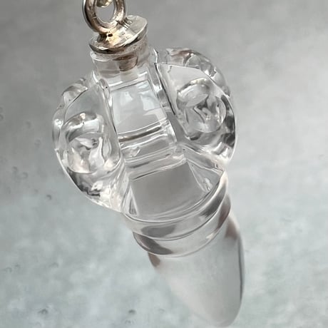【ガネッシュヒマール産】天然ヒマラヤ水晶"手磨き加工"ペンデュラムペンダント(バジュラ.プルバ)/Ganesh Himal Himalayan Quartz Pendulum