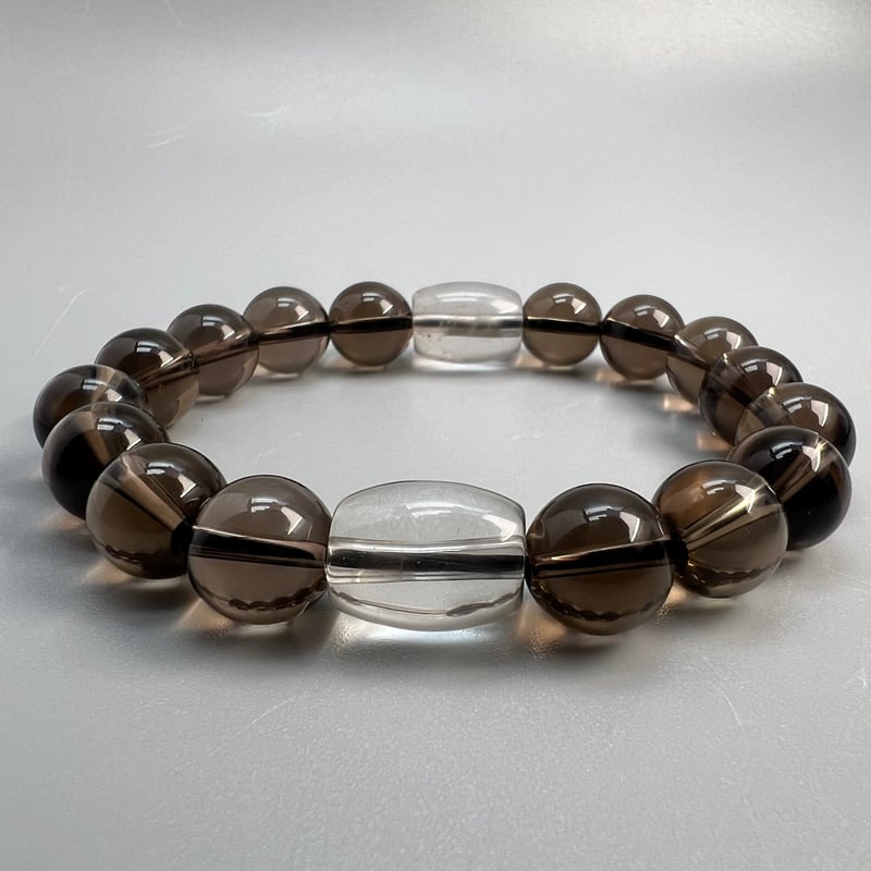 Kayaマザーオブパール　スモーキークォーツダブレットフラワーカービング ガウリシャンカール産】