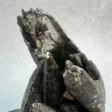 【ガネッシュヒマール産】クローライトイン天然ヒマラヤ水晶クラスター/Ganesh Himal Chlorite in Himalayan Quartz Cluster