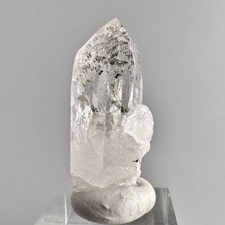 【ガネッシュヒマール産】クローライトイン天然ヒマラヤ水晶ミニポイント"BB" Ganesh Himal Chlorite in Himalayan Quartz Mini Point