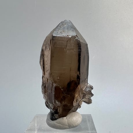 ガウリシャンカール産天然ヒマラヤスモーキークォーツポイント/GauriShankar Himalayan Smoky Quartz Point
