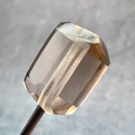 【ガウリシャンカール産】天然ヒマラヤスモーキークォーツ"手磨き加工"スクエアビーズ②/Gaurishankar Himalayan Smoky Quartz Square Beads