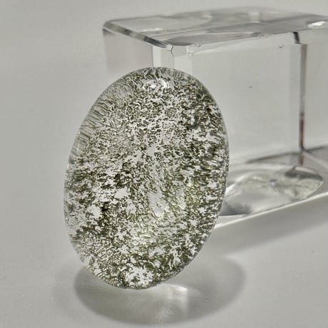 【ガネッシュヒマール産】クローライトイン天然ヒマラヤ水晶"手磨き加工" ルース/Ganesh Himal Chlorite in Himalayan Quartz Loose