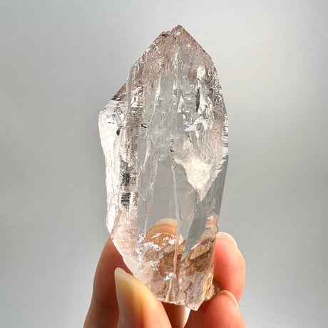 ハイクオリティ【ガネッシュヒマール産】天然ヒマラヤ水晶/Ganesh Himal Limonite in Himalayan Quartz