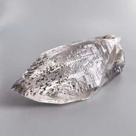 カイラス産天然ヒマラヤ水晶ポイント / Kailash Himalayan Quartz Natural point