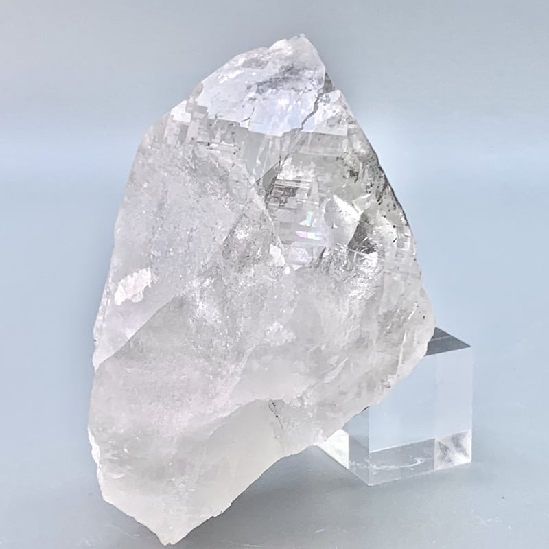 ガネーシュヒマール産天然ヒマラヤ水晶ポイント(黒雲母セルフィールド