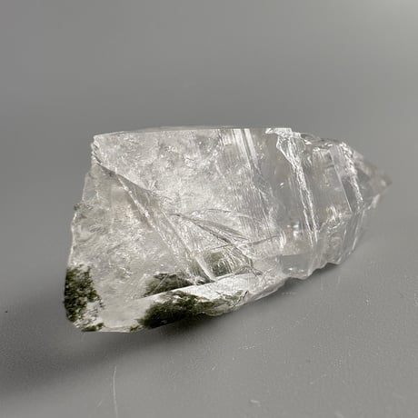 【ガネッシュヒマール産】クローライトイン天然ヒマラヤ水晶ミニポイント"RR" Ganesh Himal Chlorite in Himalayan Quartz Mini Point