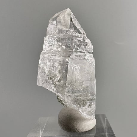 【ガネッシュヒマール産】クローライトイン天然ヒマラヤ水晶ミニポイント"RR" Ganesh Himal Chlorite in Himalayan Quartz Mini Point