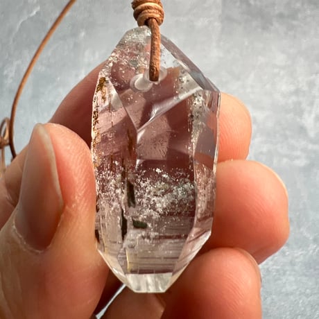 【ガネッシュヒマール産】天然ヒマラヤ水晶ペンダント(ポリッシュ面有)❹/GaneshHimal Natural Himalayan Quartz Pendant