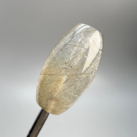 【ガネッシュヒマール産】アクチノライトイン天然ヒマラヤ水晶 樽型ビーズ/Ganesh Himal Actinolite in Himalayan Quartz barrel beads