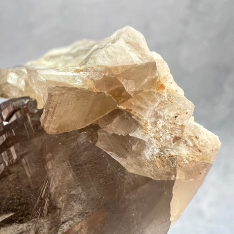【ガウリシャンカール産】天然ヒマラヤスモーキークォーツ/GauriShankar Himalayan Smoky Quartz
