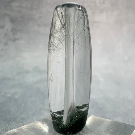 【ガネッシュヒマール産】アクチノライト&クローライトイン天然ヒマラヤ水晶 樽型ビーズ⑫/Ganesh Himal Actinolite&Chlorite in barrel beads