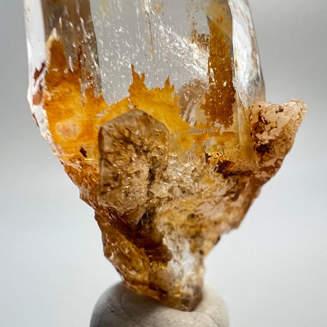 【ガネッシュヒマール産】リモナイトイン天然ヒマラヤ水晶 /Ganesh Himal Limonite in Himalayan Quartz