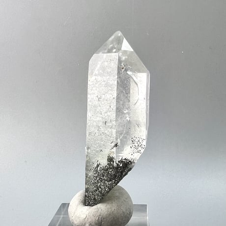【マナスル産】クローライトイン天然ヒマラヤ水晶ポイント/Manaslu Chlorite in Himalayan Quartz Point