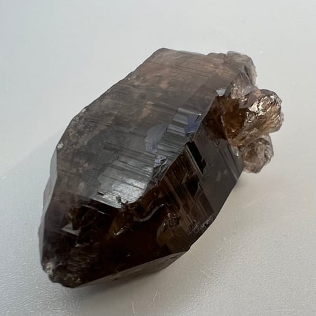 ガウリシャンカール産天然ヒマラヤスモーキークォーツポイント/GauriShankar Himalayan Smoky Quartz Point
