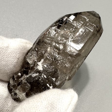 ガウリシャンカール産天然ヒマラヤスモーキークォーツポイント/GauriShankar Himalayan Smoky Quartz