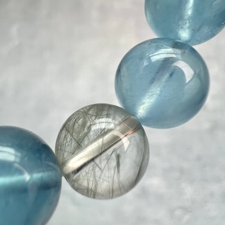 【デザインブレスレット】天然アクアマリン×ガネッシュヒマール産天然ヒマラヤ水晶/Aquamarine×Ganeshhimal Chlorite in Himalayan Quartz