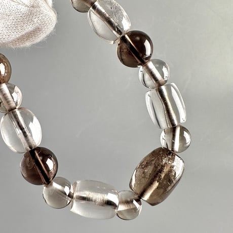 ガウリシャンカール産"手磨き加工"天然ヒマラヤスモーキークォーツ デザインブレスレット Gaurishankar SmokyQuartz Design Bracelet
