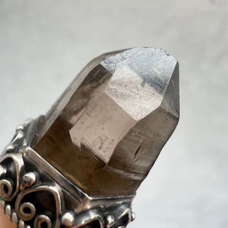 【ガウリシャンカール産】天然ヒマラヤスモーキークォーツ シルバー925ペンダントトップ/GauriShankar Himalayan Smoky Quartz S/V925Pendant Top