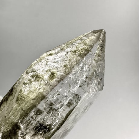 【ガネッシュヒマール産】クローライトイン天然ヒマラヤ水晶ミニポイント"L"/Ganesh Himal Chlorite in Himalayan Quartz Point