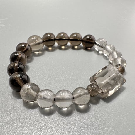 ガウリシャンカール産天然ヒマラヤスモーキークォーツ デザインブレスレット/ Gaurishankar SmokyQuartz Design Bracelet