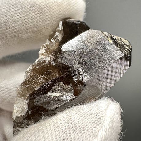 ガウリシャンカール産天然ヒマラヤスモーキークォーツミニクラスター/GauriShankar Himalayan Smoky Quartz