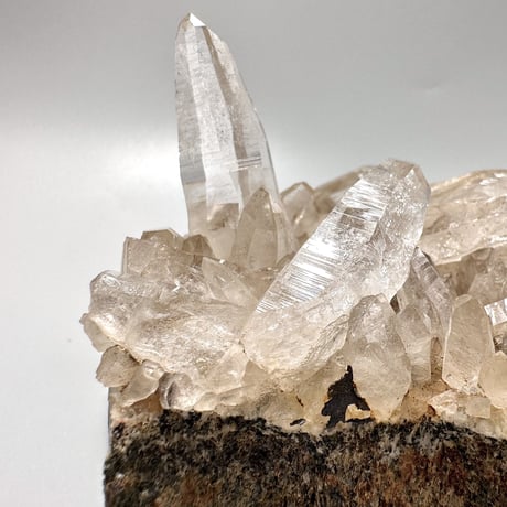 【ガネッシュヒマール産】天然ヒマラヤ水晶クラスター Ganesh Himal Himalayan Quartz Cluster
