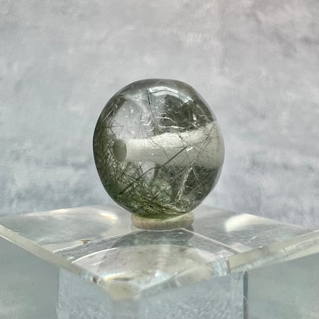 【ガネッシュヒマール産】アクチノライトイン天然ヒマラヤ水晶 タイヤ型ビーズ⑦/Ganesh Himal Actinolite in Himalayan Quartz Tire beads