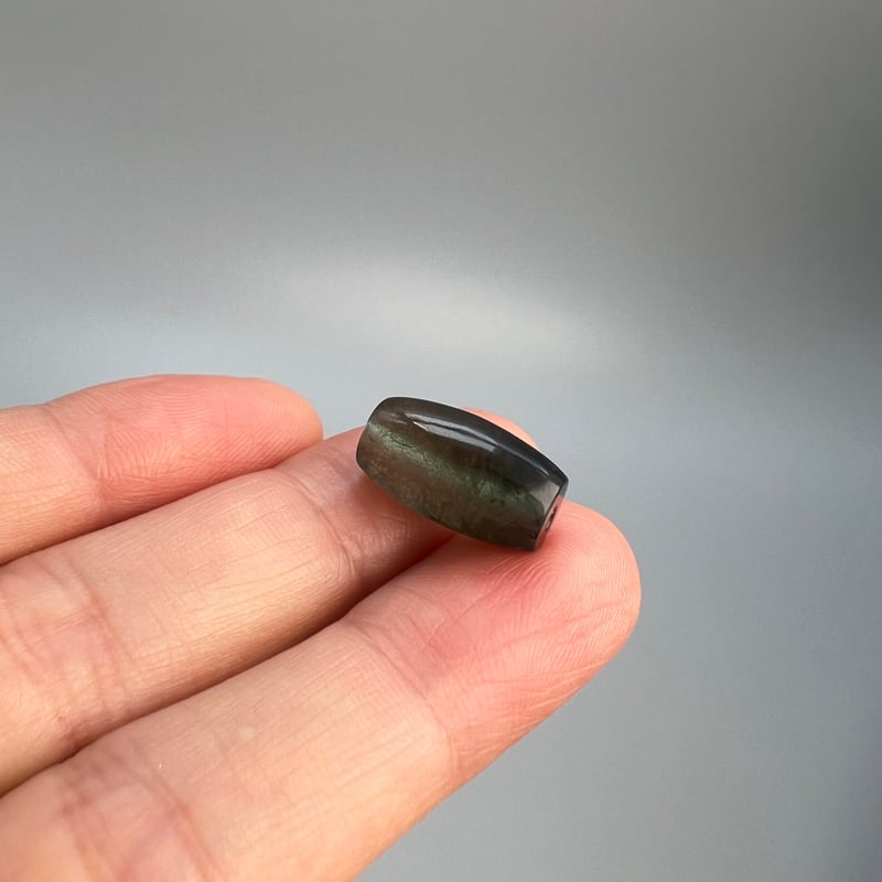 ガネッシュヒマール産】アクチノライト イン天然ヒマラヤ水晶 樽型