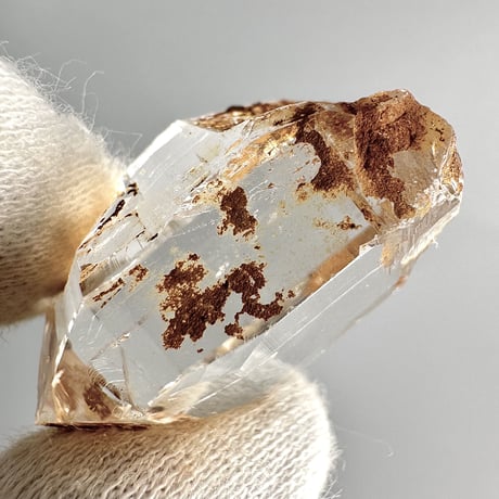 【ガネッシュヒマール産】リモナイトイン天然ヒマラヤ水晶ミニポイント⑥/Ganesh Himal Limonite in Himalayan Quartz Mini Point