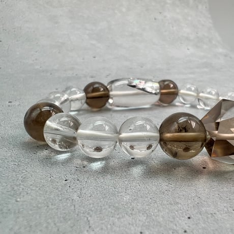 【デザインブレスレット】ガネッシュヒマール×ガウリシャンカール天然ヒマラヤ水晶/Ganesh Himal×GauriShankar Himalayan Quartz Design Bracelet