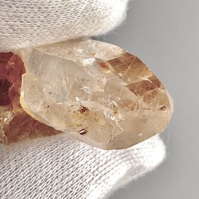 ガネッシュヒマール産リモナイトインヒマラヤ水晶 ミニポイント 