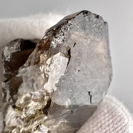 ガウリシャンカール産天然ヒマラヤスモーキークォーツ/GauriShankar Himalayan Smoky Quartz