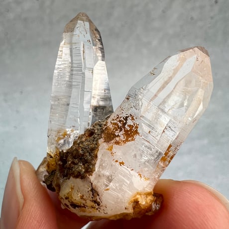 【ガネッシュヒマール産】リモナイトイン天然ヒマラヤ水晶/Ganesh Himal Limonite Himalayan Quartz