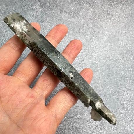 【ガネッシュヒマール産】クローライトイン天然ヒマラヤ水晶/Ganesh Himal Chlorite in Himalayan Quartz
