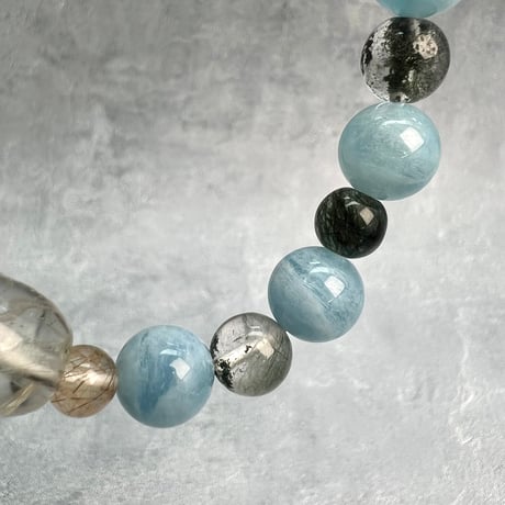 【デザインブレスレット】天然アクアマリン+ガネッシュヒマール産クローライトイン天然ヒマラヤ水晶/Aquamarine+Ganeshhimal Chlorite in H.Quartz Bracelet