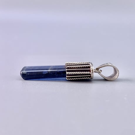 ネパール産ヒマラヤカイヤナイトS/V925ペンダントトップB-4️⃣/NEPAL Himalayan Kyanite Pendant Top